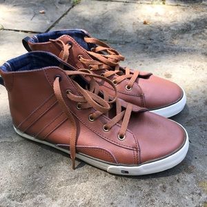 tommy hilfiger leather shoes worn once